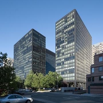 1 Westmount Sq, Westmount, QC