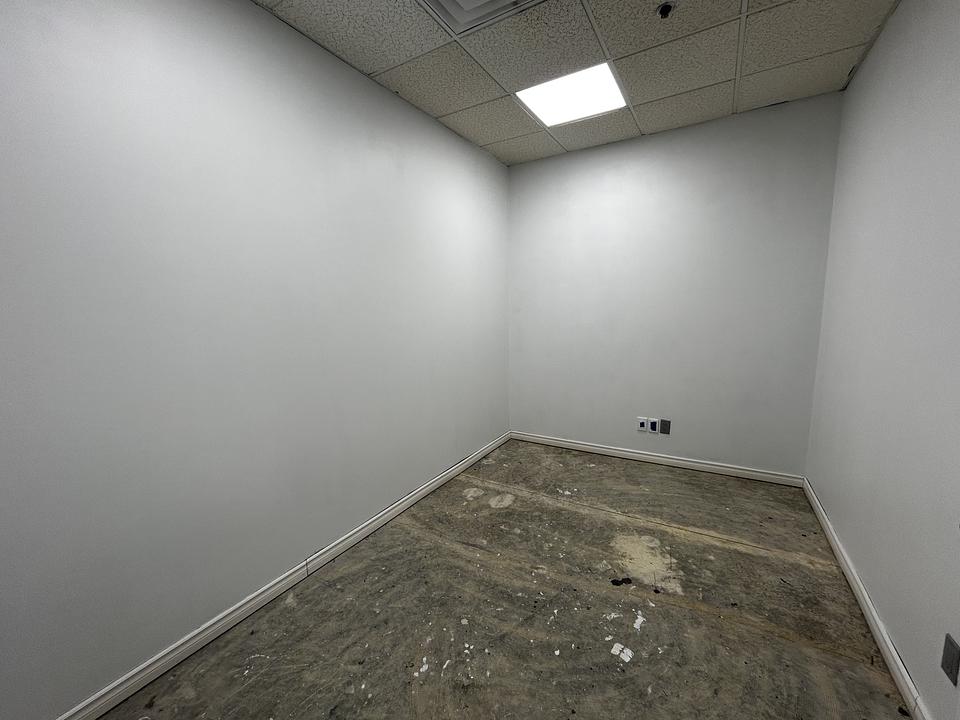 D14 - 1105 Crestlawn Drive, Mississauga, ON