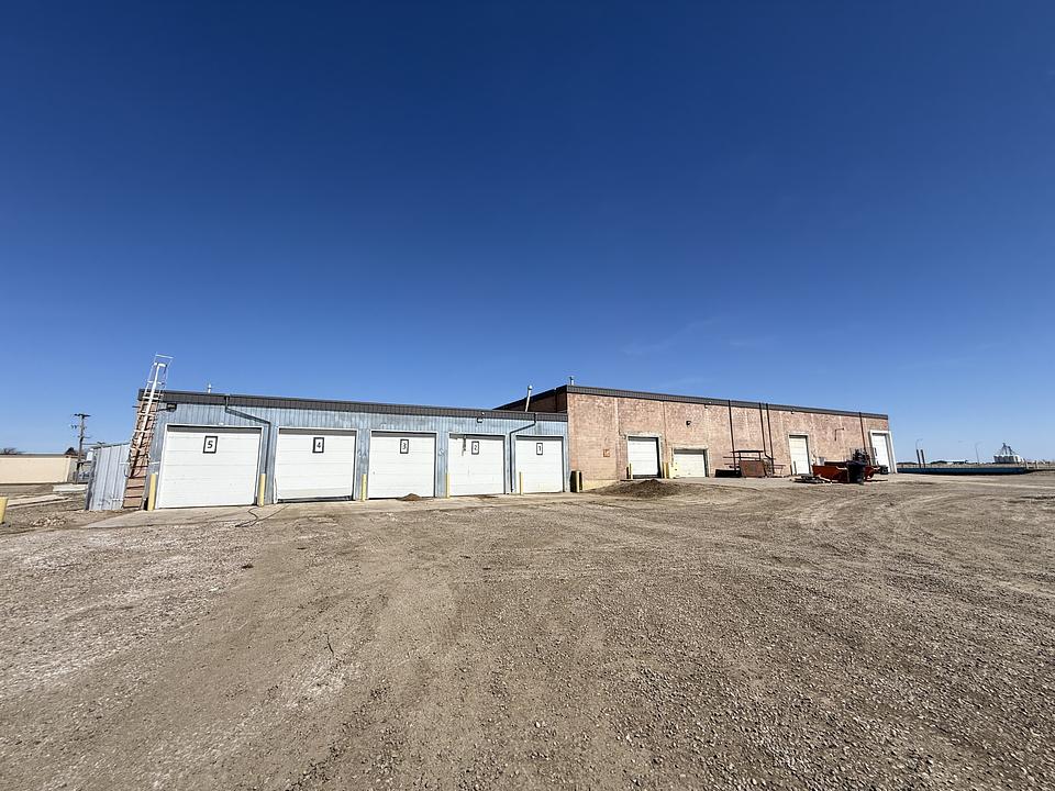 111 1 Avenue South, Vauxhall, AB