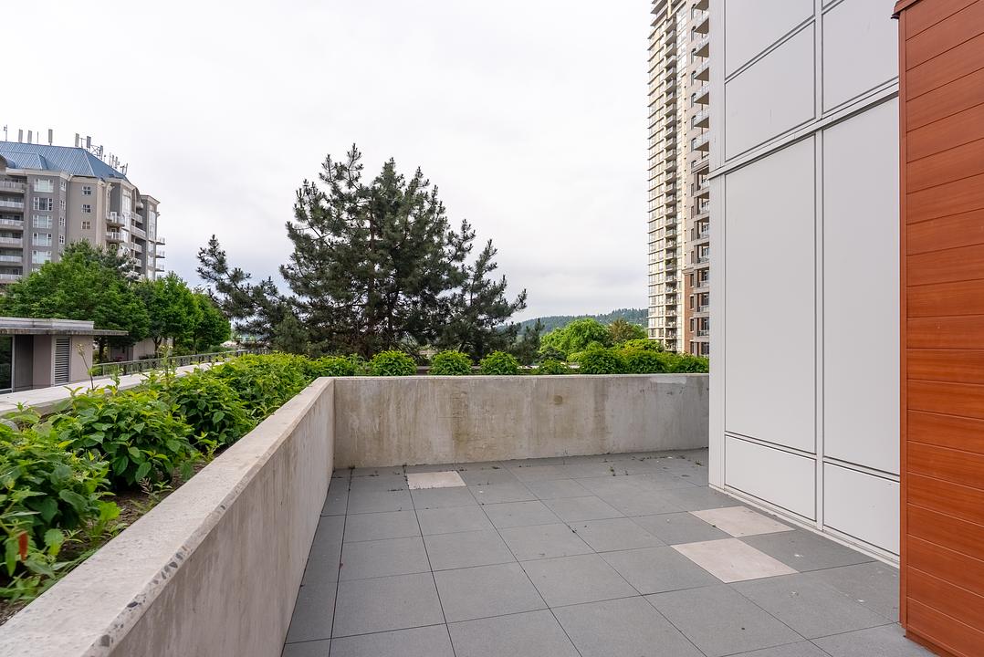 405 - 2992 Glen Drive, Coquitlam, BC