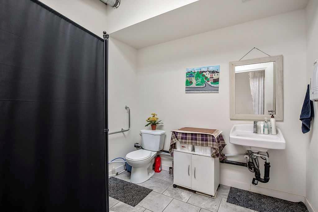 133 5 Avenue Southwest, High River, AB