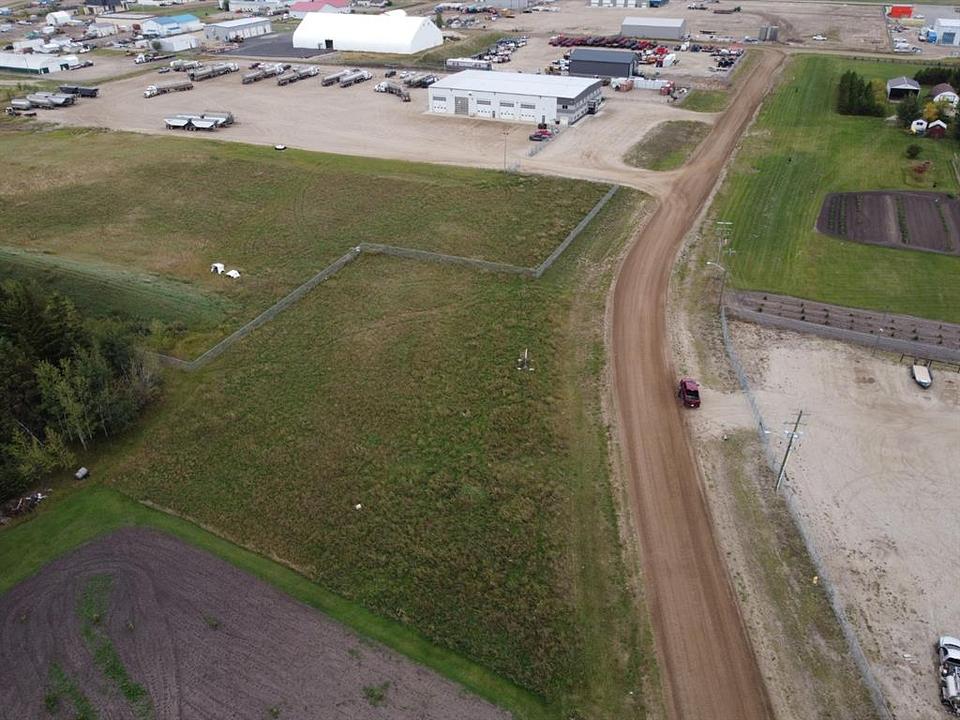 590 7 Avenue West, Beaverlodge, AB
