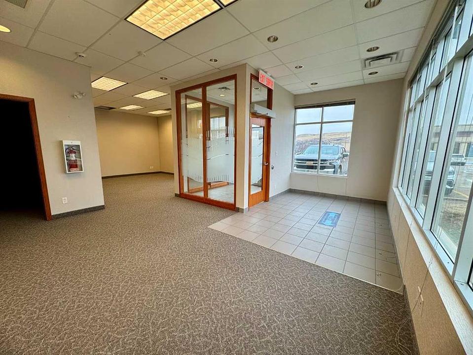 400A - 650 South Railway Avenue East, Drumheller, AB