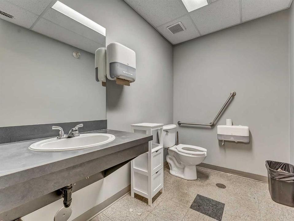 1782 32 Street Southwest, Medicine Hat, AB