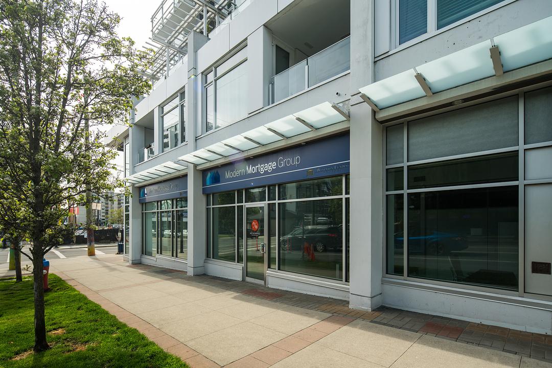 104/105 - 1090 Johnson St, Victoria, BC