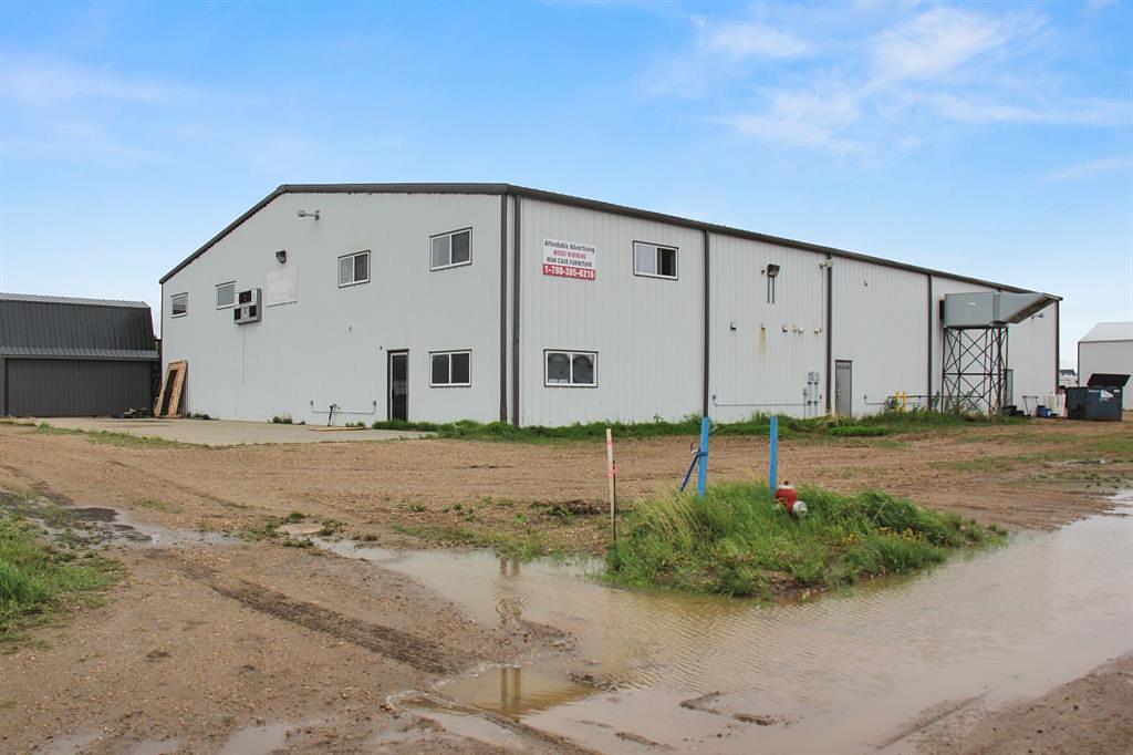 5022 50 Avenue, Lougheed, AB