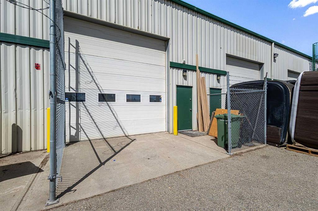 5 - 7948 51 Street Southeast, Calgary, AB
