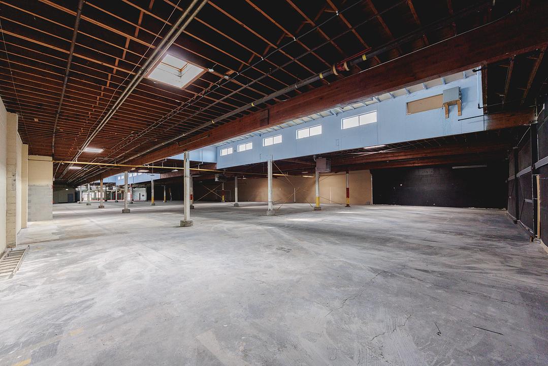 100 - 11480 River Road, Richmond, BC