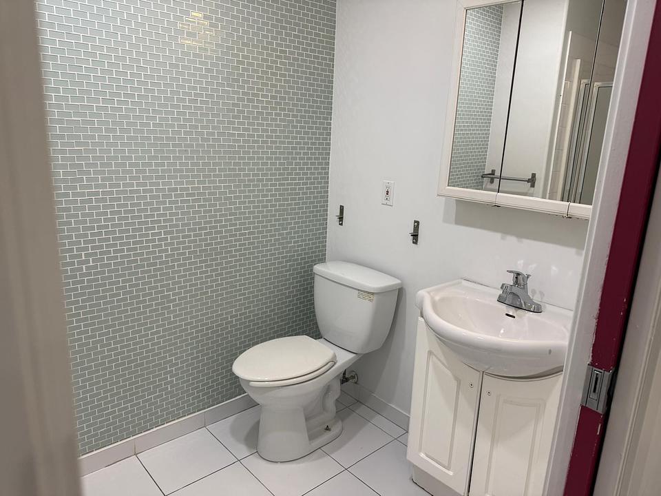 2nd floor - 2131 Hartley Avenue, Coquitlam, BC