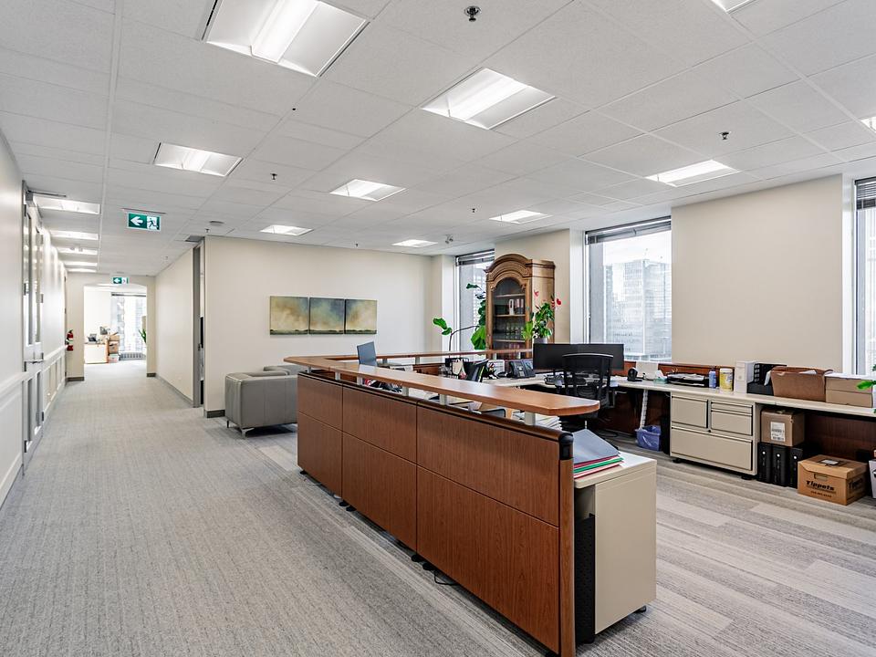1400 - 65 Queen St W, Toronto, ON