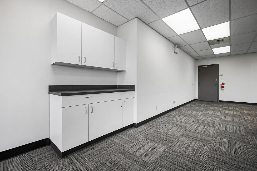 220 - 3016 19 Street Northeast, Calgary, AB