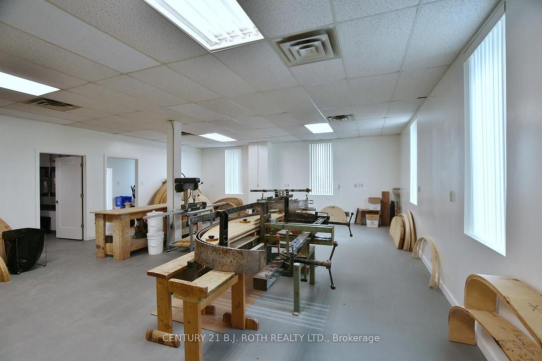 240 9th Avenue East, Owen Sound, ON