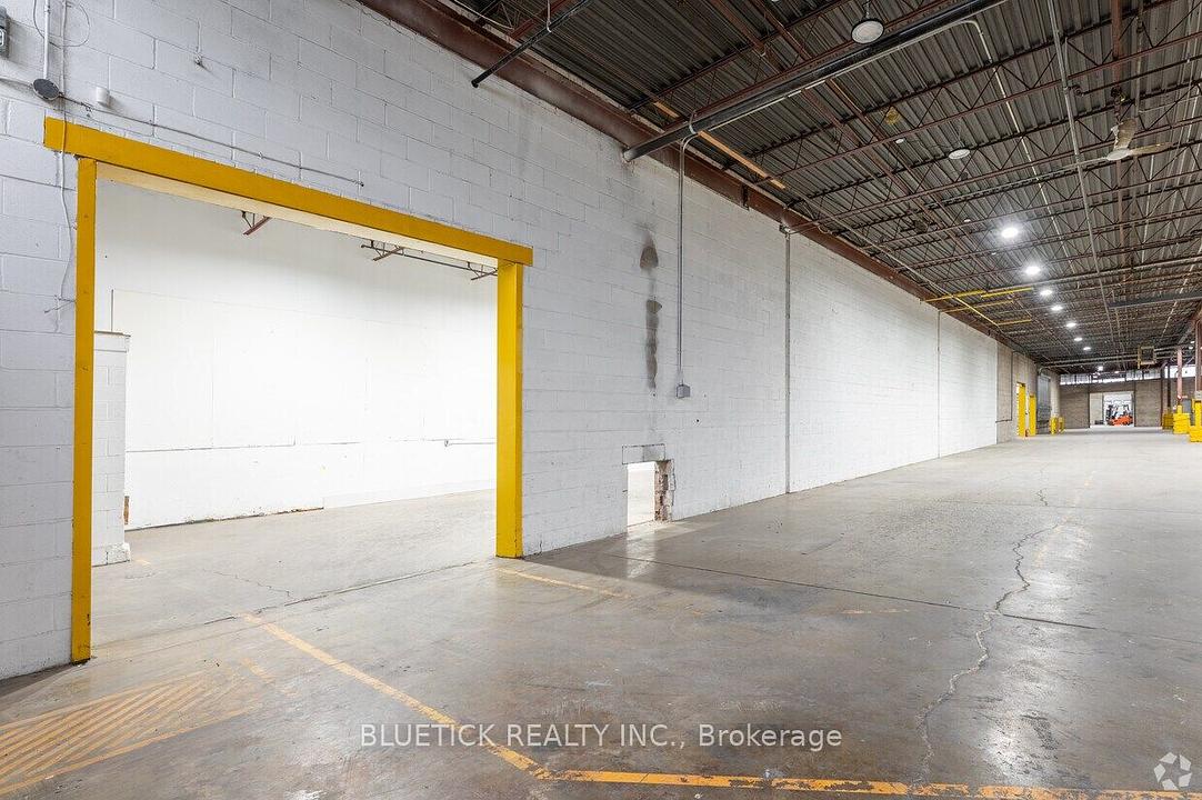3 - 25 Tangiers Road, Toronto, ON