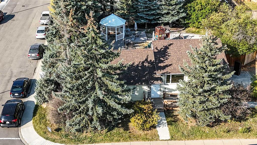 309 Main Street North, Airdrie, AB