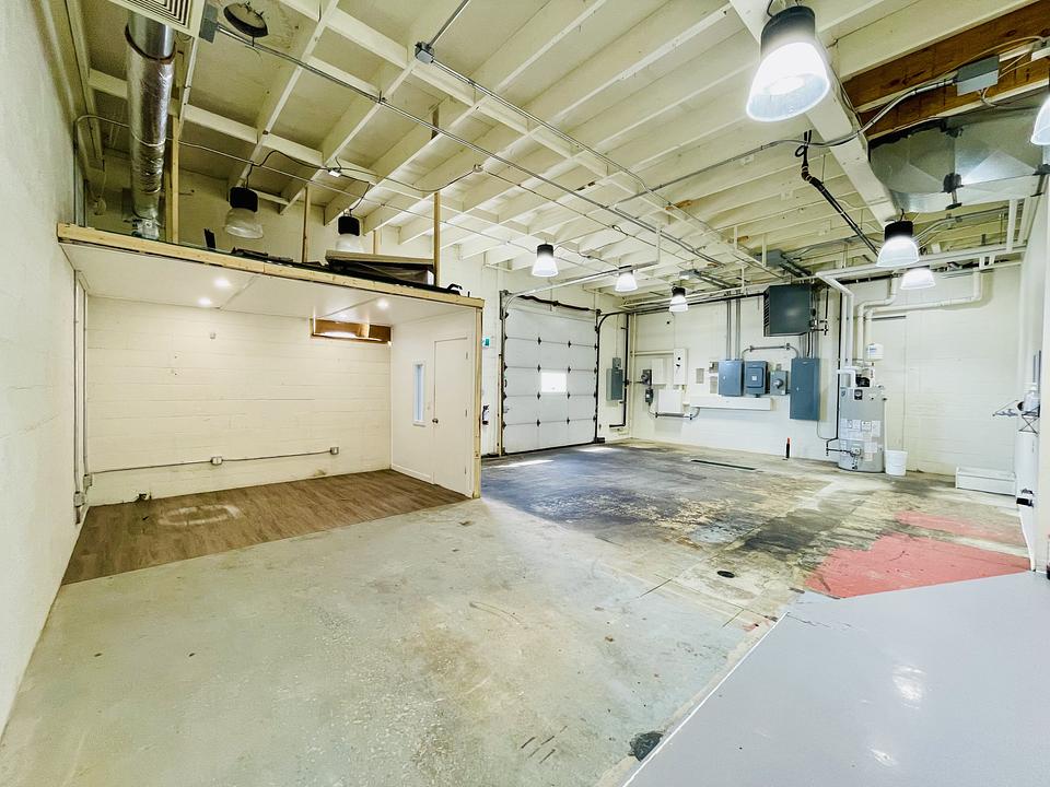 03 - 6103 Centre Street South, Calgary, AB