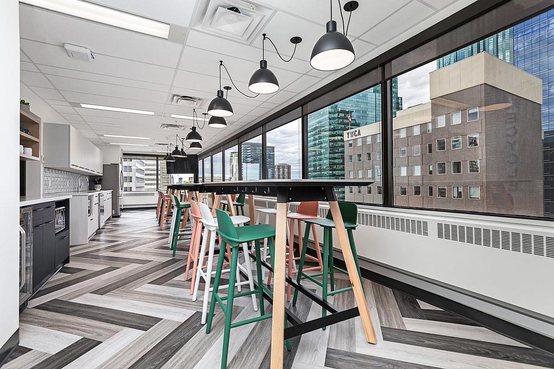 800 - 10065 Jasper Avenue, Edmonton, AB