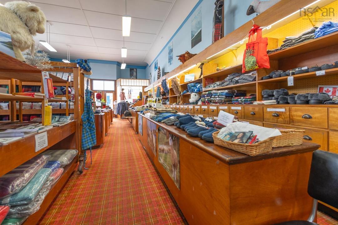 352 Main Street, Yarmouth, NS