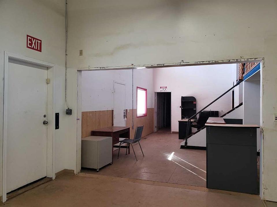9510 90 Avenue, Peace River, AB