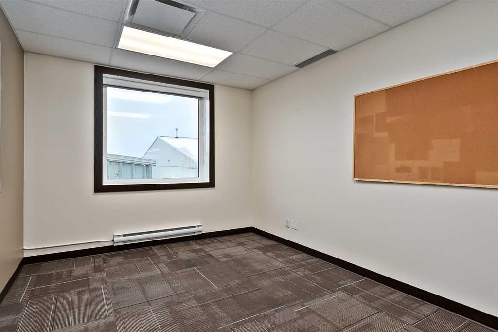 64137 Highway 543e, Aldersyde, AB