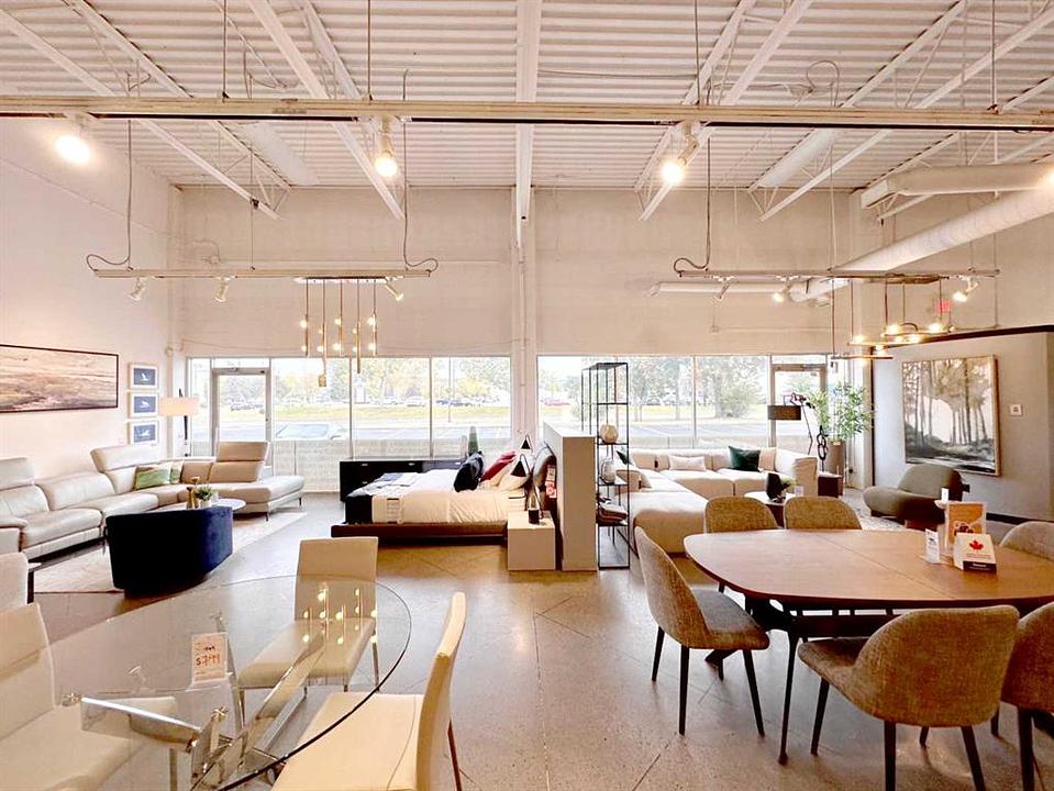 8 - 7070 11 Street Southeast, Calgary, AB