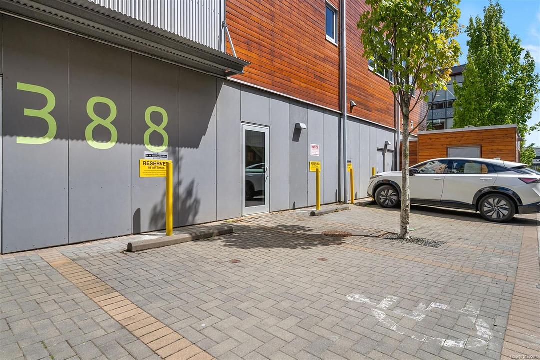 300-305 - 388 Harbour Road, Victoria, BC
