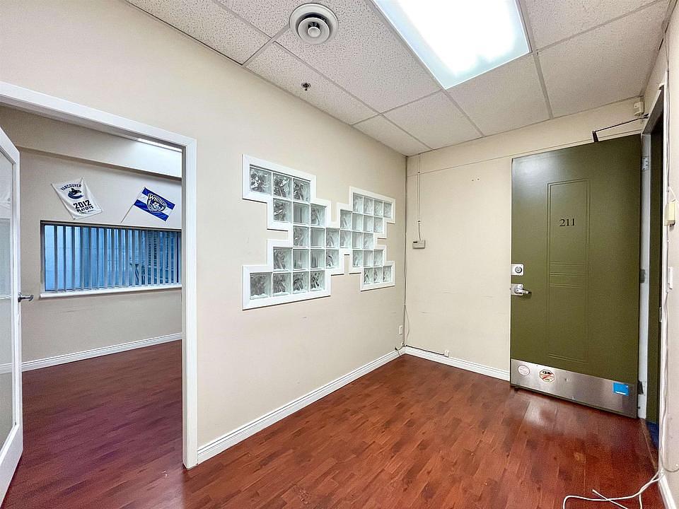 211 - 515 West Pender Street, Vancouver, BC