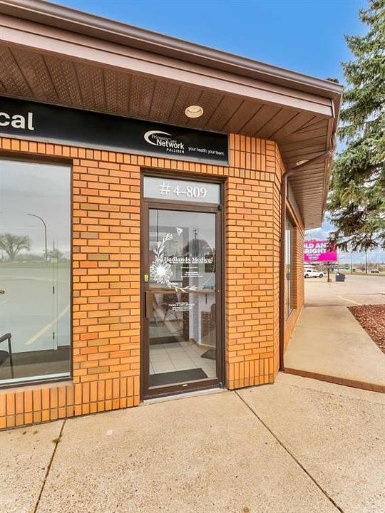 4 - 809 Bullivant Crescent Southwest, Medicine Hat, AB