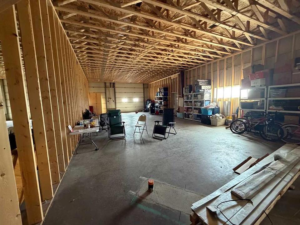 1001 2 Avenue, Bassano, AB