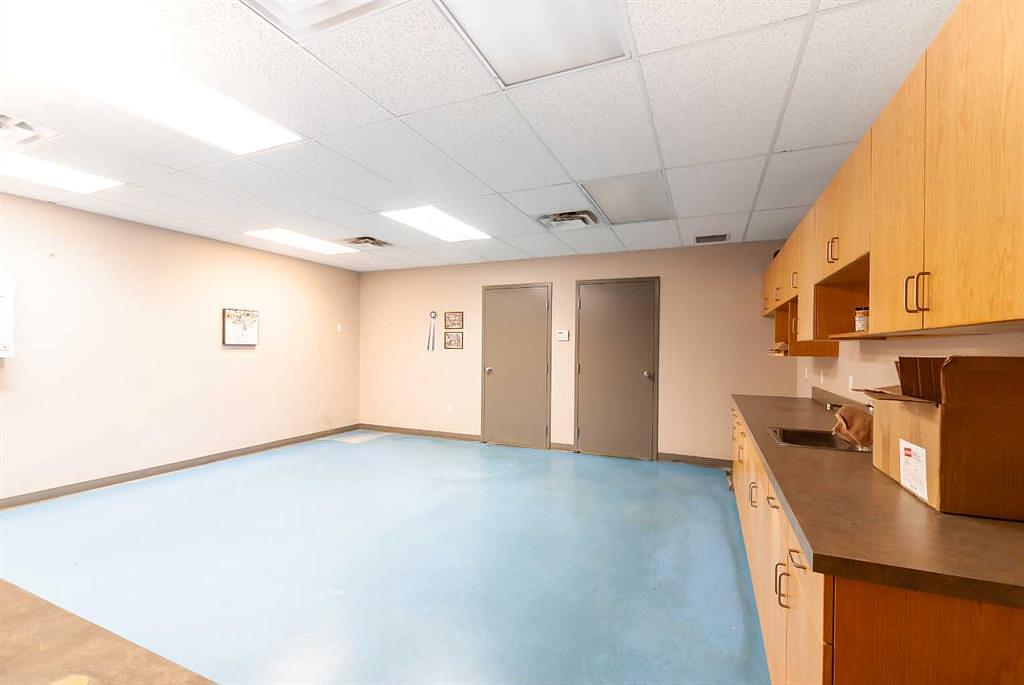 662 16 Street Southwest, Medicine Hat, AB