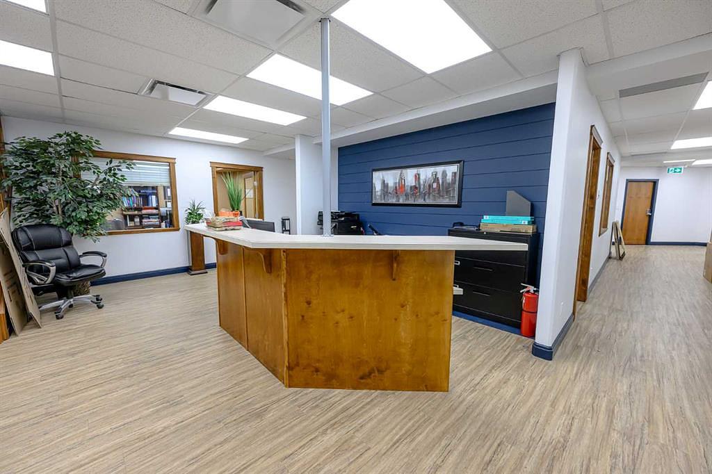 Lower/Basement - 11725 105 Street, Grande Prairie, AB