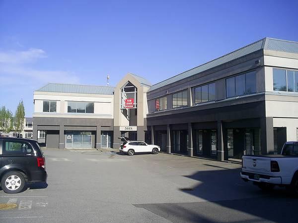 211 - 5668 192 Street, Surrey, BC