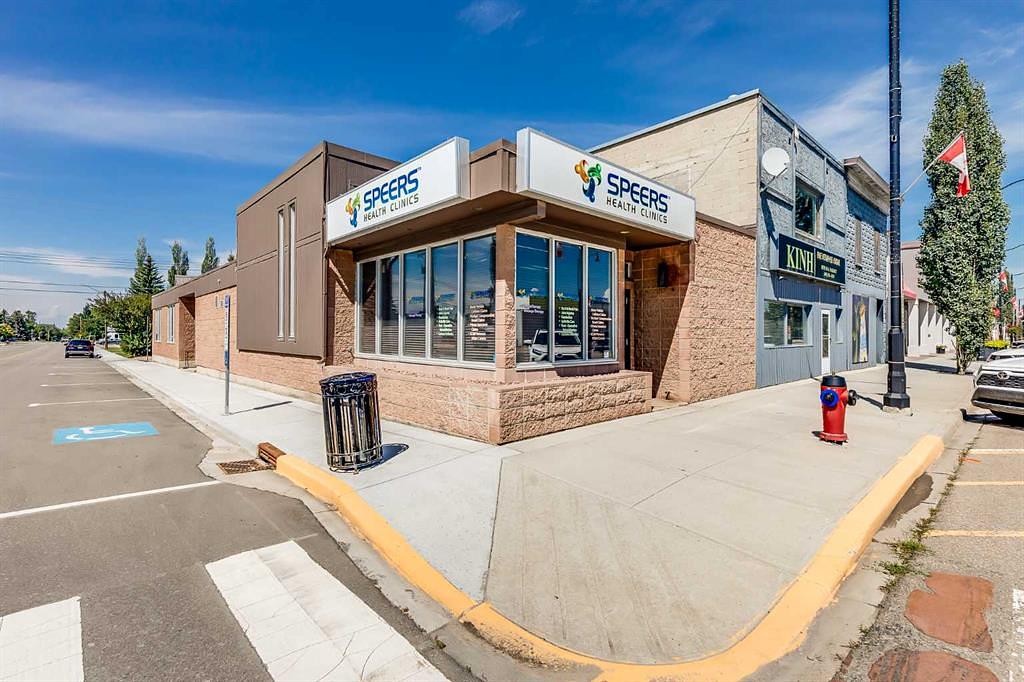5120 50 Avenue, Olds, AB