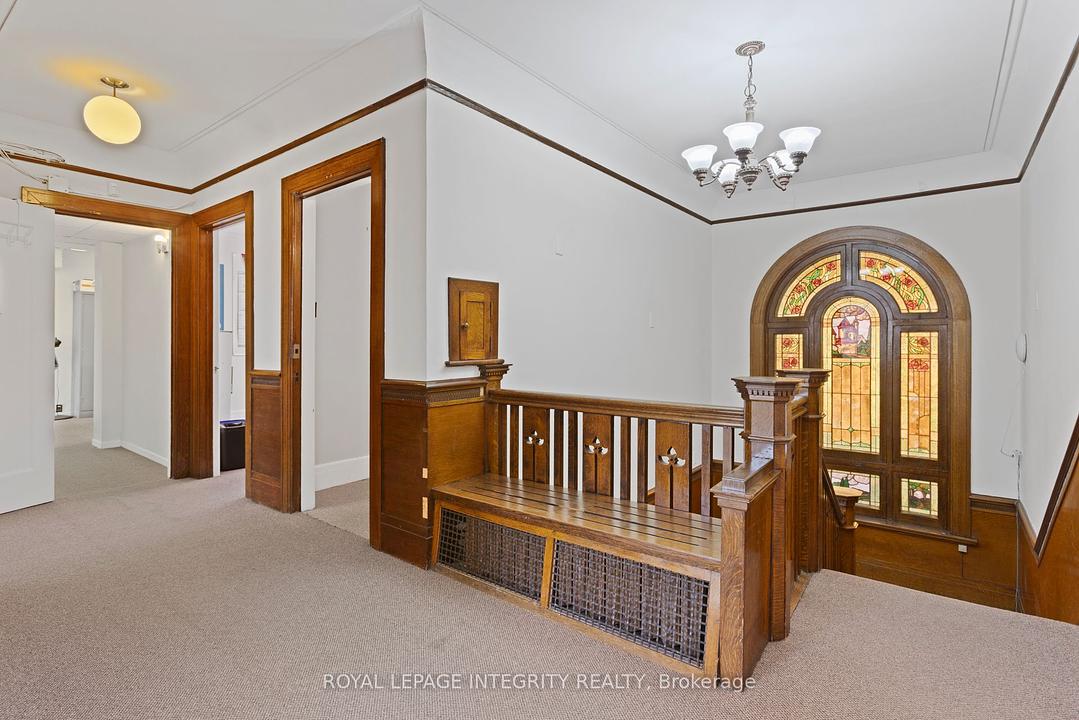 307 Gilmour Street, Ottawa, ON