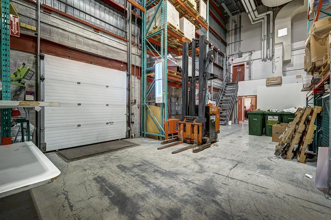 2nd floor - 3885 Boulevard Industriel, Laval, QC