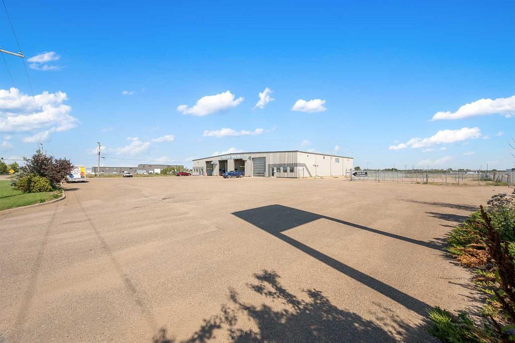1 - 4807 40 Avenue, Lloydminster, SK