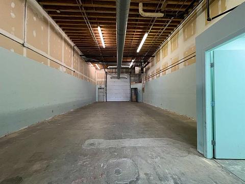 2820C Centre Avenue, Calgary, AB