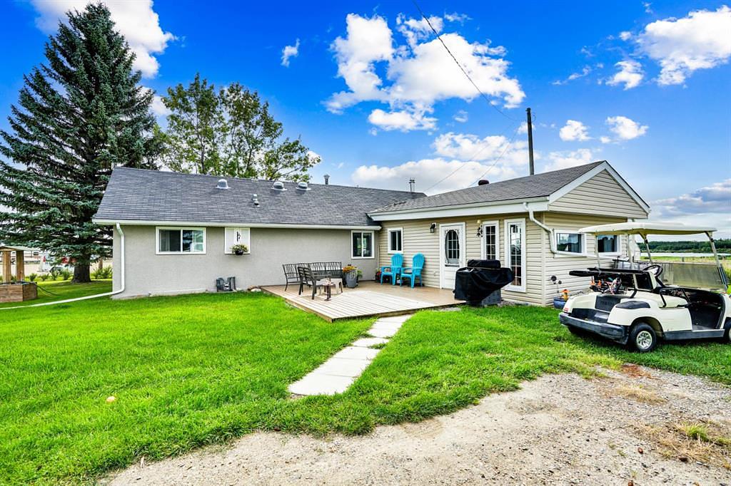 8-1415 sec 582 Highway, Didsbury, AB
