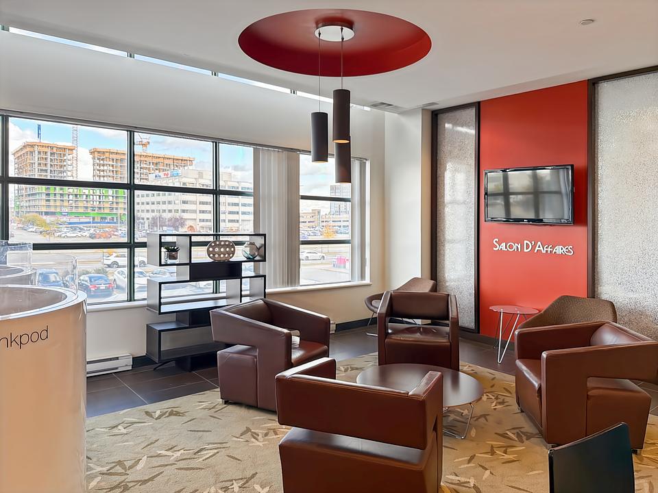 201-2572 Boulevard Daniel-Johnson, Laval, QC