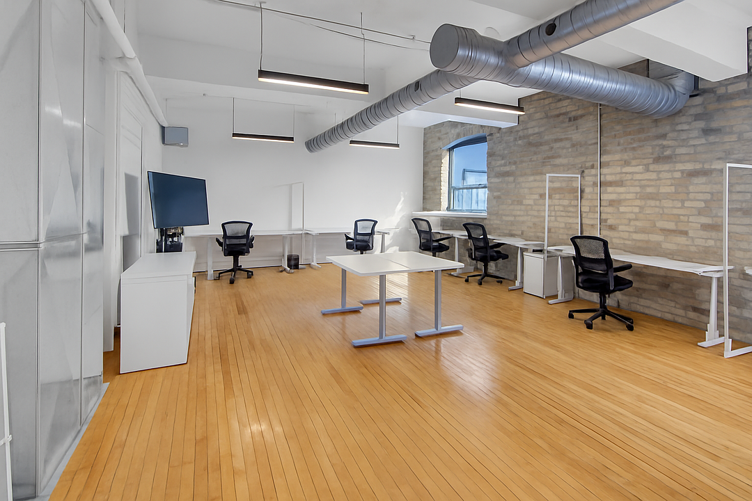 503 - 639 Queen St W, Toronto, ON