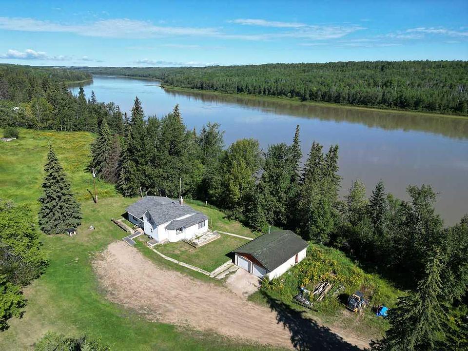 5111 60 Street, Athabasca, AB