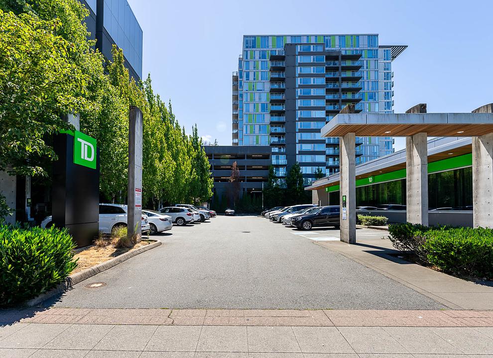7008 Number 3 Road, Richmond, BC