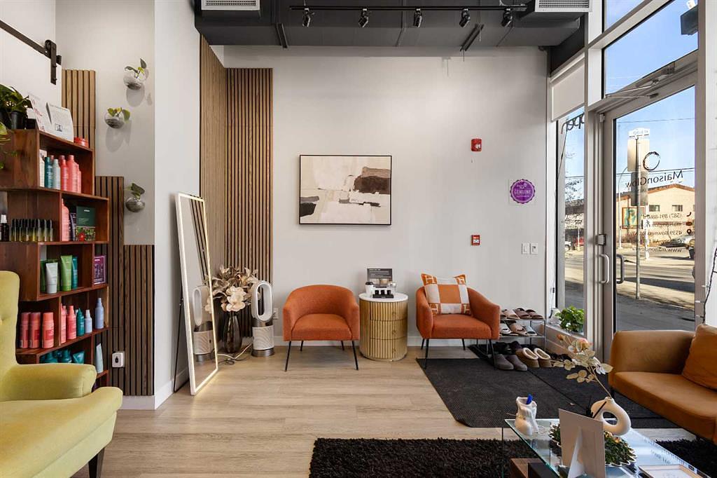 4539 Bowness Road Northwest, Calgary, AB