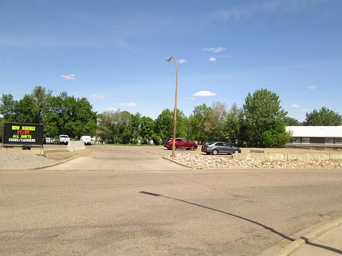 1280 Redcliff Drive Southwest, Medicine Hat, AB