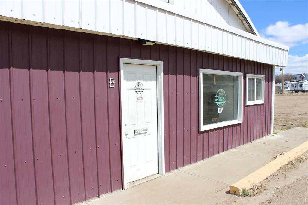 143078 15 Avenue West, Millicent, AB