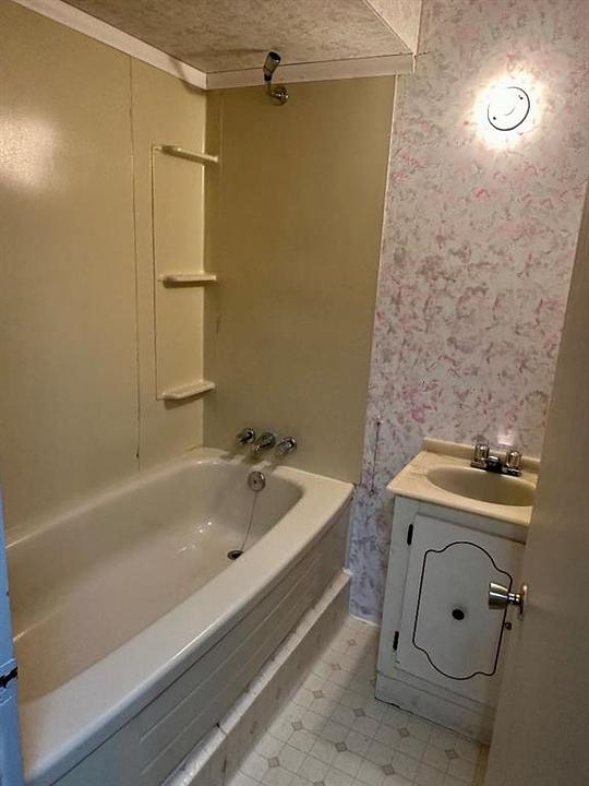 10016 103 Avenue, Lac la Biche, AB