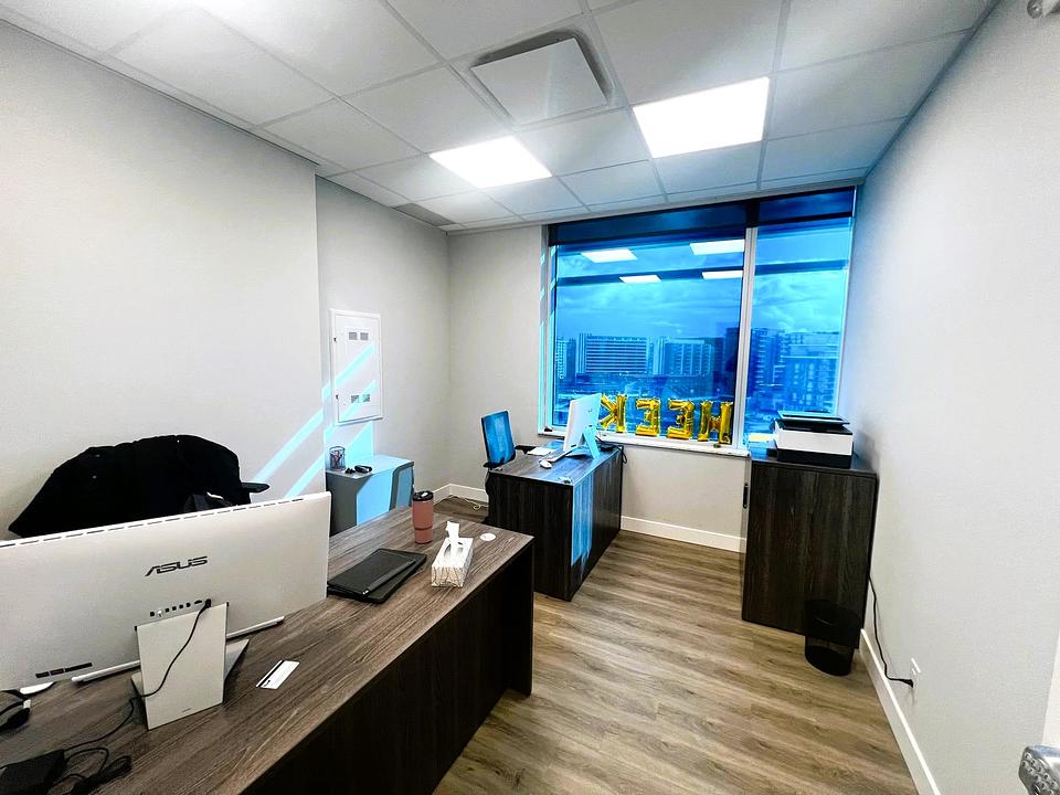 8477 Bridgeport Rd, Richmond, BC