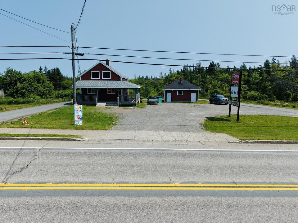 2011 Louisbourg Highway, Mira Road, NS