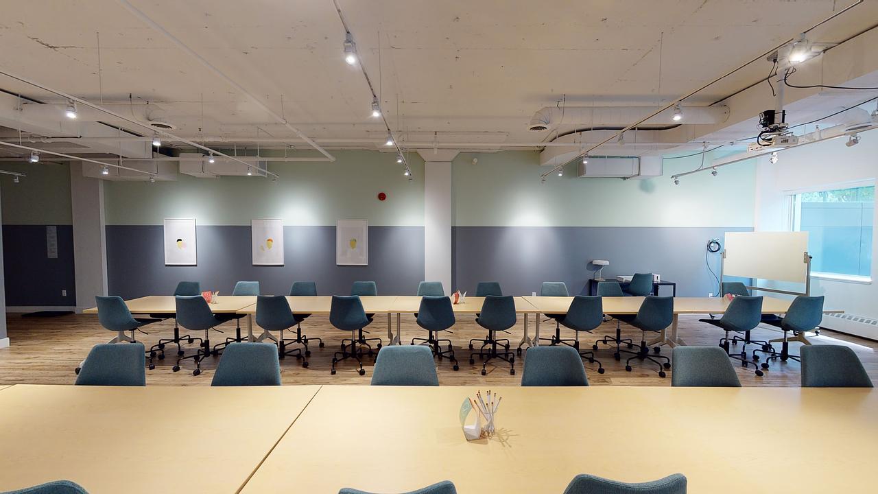407 - 111 Peter Street, Toronto, ON