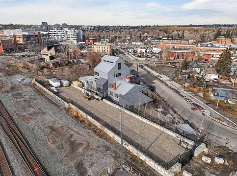 1015 11 Street Southeast, Calgary, AB