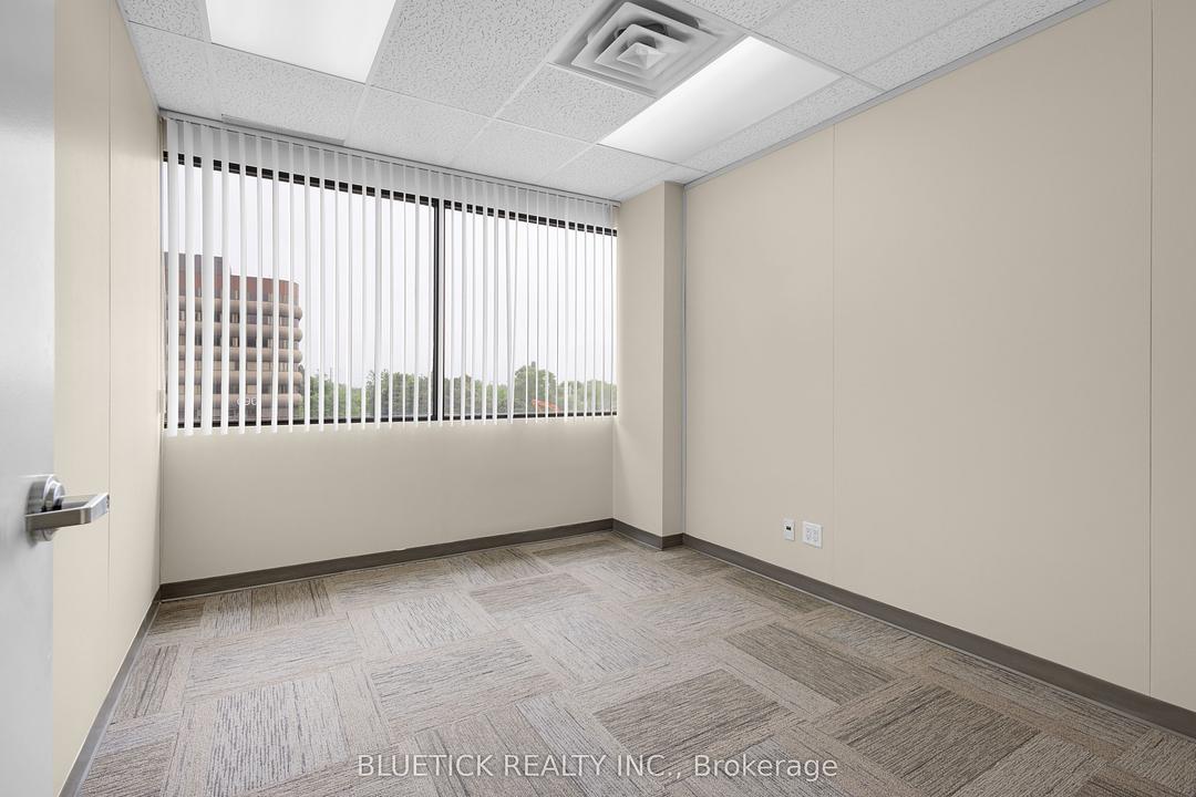 310 - 710 Dorval Drive, Oakville, ON